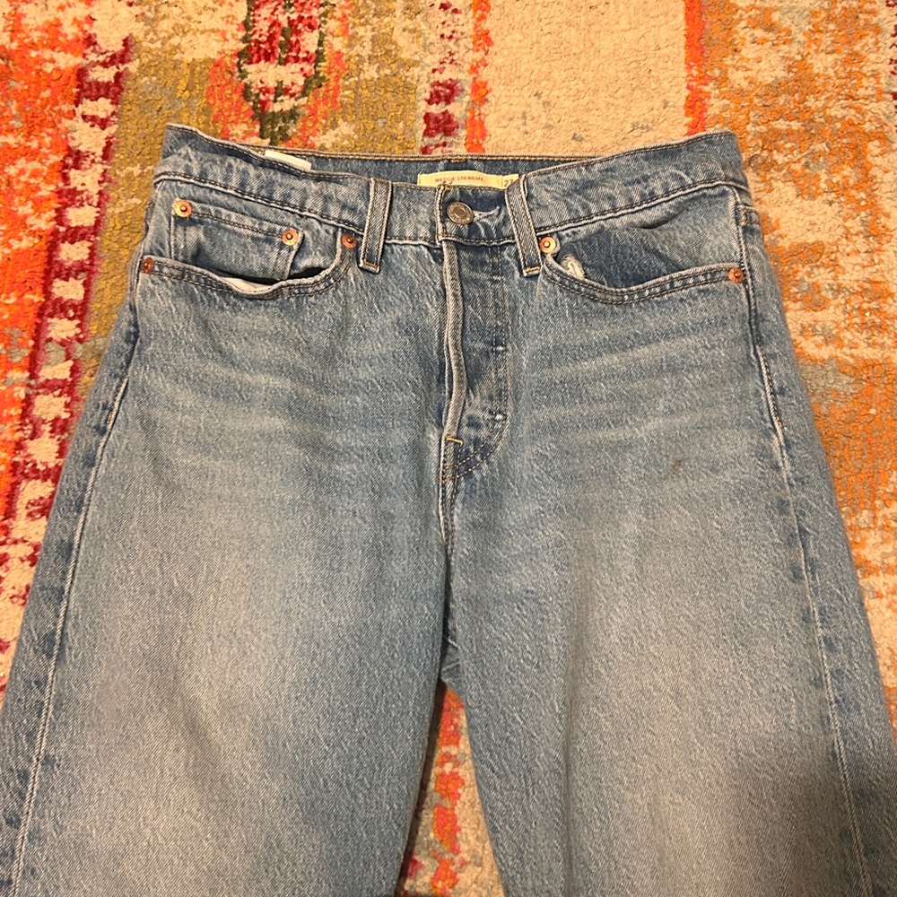 Levi’s Medium Wash Wedgie Straight Ankle Women’s Jeans. Size 27 - Picture 3 of 13